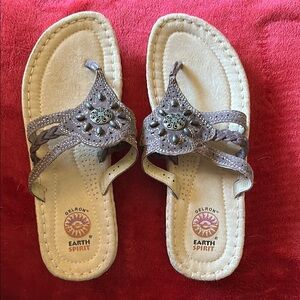 Earth Spirit Women's Tan Sandals